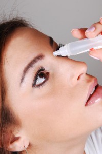 Steroid eye drops without preservatives