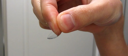 handling contact lenses